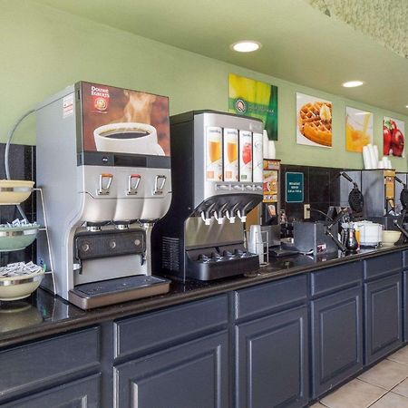 Quality Inn & Suites On The Beach Corpus Christi Exteriör bild