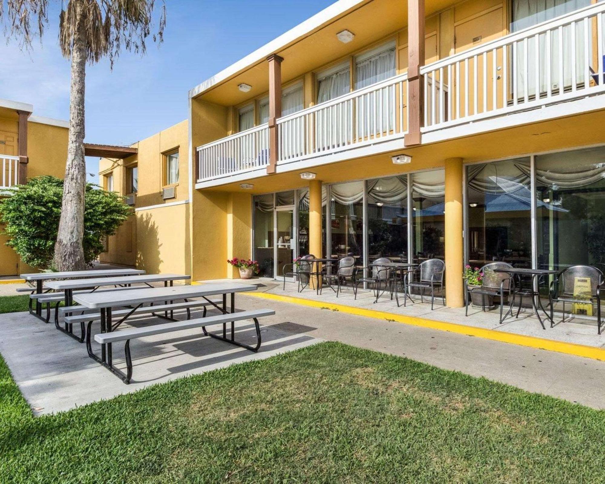 Quality Inn & Suites On The Beach Corpus Christi Exteriör bild