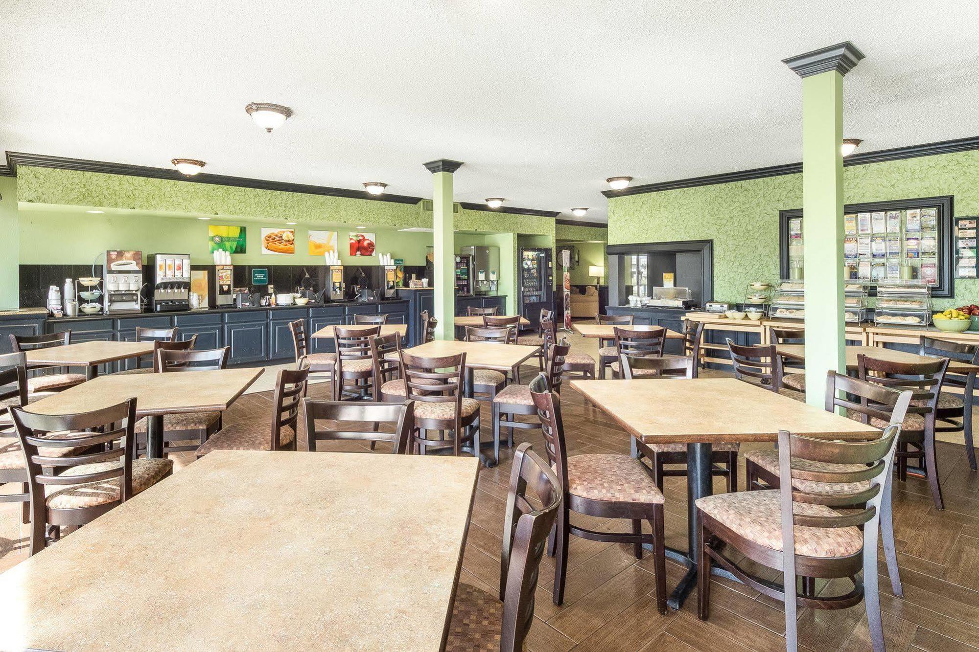 Quality Inn & Suites On The Beach Corpus Christi Exteriör bild